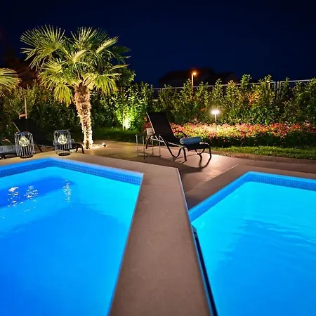 Sunset Poolfield